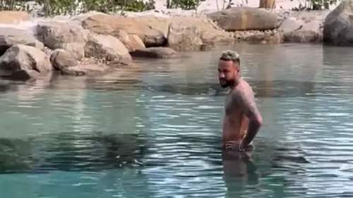 Хөлбөмбөгчин Неймар 3,3 сая доллараар торгуулжээ