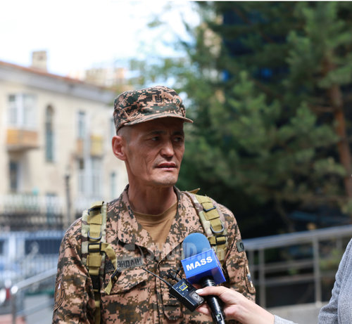 Б.Цэвээндаш: Төрөлх нутаг Чингис хотынхоо 100 жилийн ойг бэлгэшээн гүйж байна