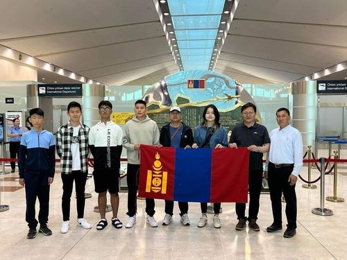 Физикийн олон улсын олимпиадаас Монголын баг нэг мөнгө, хоёр хүрэл медаль, нэг шагналт байр хүртлээ