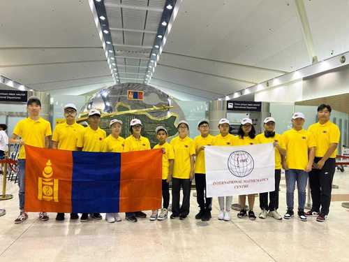 Сурагчид математикийн олон улсын олимпиадаас 20 медаль хүртлээ