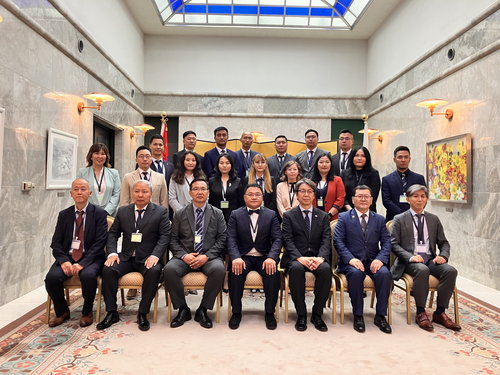 Төрийн байгууллагуудын 16 ажилтан Япон улсад суралцана