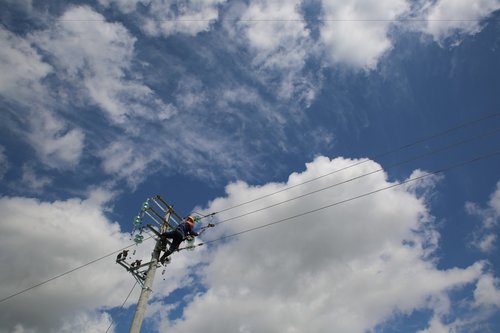 Өнөөдөр хоёр дүүрэгт цахилгаан хязгаарлана