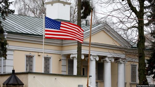 АНУ иргэддээ хандан нэн даруй Беларусиас явахыг уриалжээ