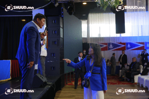 ФОТО: Л.Гантөмөрийн багийг сонгох АН-ын хурлын эргэн тойронд