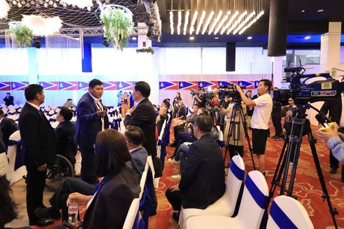 АН-ын гишүүд ҮБХ-ны хуралдаа оролцож чадахгүй байна