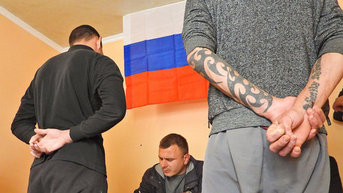 Путиний өршөөлөөр суллагдсан хүмүүсийг Оросын гвардад элсүүлж эхэлжээ