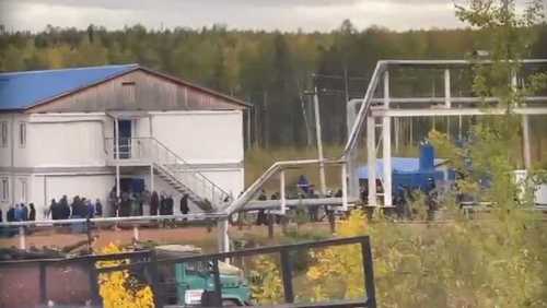 Эрхүүгийн газрын тосны компанийг зэвсэглэсэн этгээдүүд эзлэн авчээ