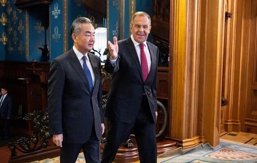 Ван И, Сергей Лавров нар хэлэлцээ хийжээ