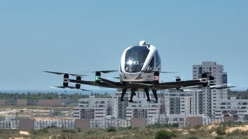 Иерусалим хотын дээгүүр нисэгчгүй такси нисгэн, туршжээ