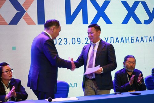 Д.Энхтүвшин: Бизнесийн орчныг сайжруулахын төлөө сэтгэл гарган, хичээж ажиллана