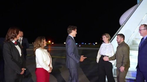 Володимир Зеленский Канадад айлчилж байна