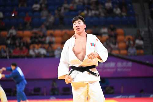 Ханжоу-2022: Б.Гончигсүрэн алтан медалийн төлөө барилдана