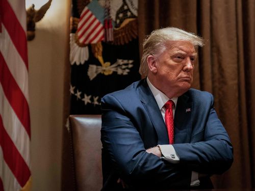 АНУ-ын шүүх Трампыг луйврын хэрэгт буруутай гэж үзэв