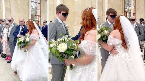 Хараагүй сүйт бүсгүй өөрийгөө ойлгуулахын тулд хуримын зочдынхоо нүдийг боожээ