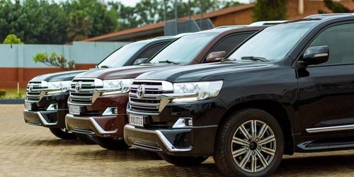 АНУ-д Конгрессын гишүүд рүү гэмт этгээдүүд халдаж, машиныг нь дээрэмджээ