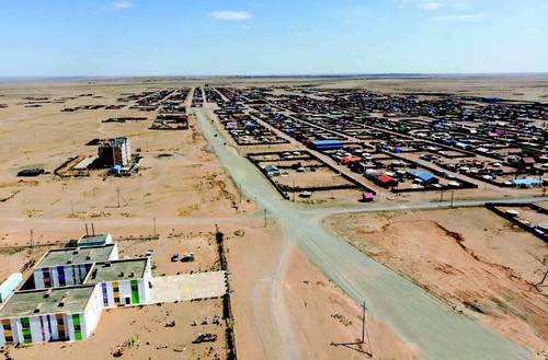 Өмнөговь аймгийн Ханбогд сум алба хаагчдадаа 2.6 тэрбумаар орон сууц авна