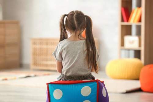 Японы Сайтама муж хүүхдийг гэрт нь ганцааранг нь үлдээхийг хориглоно