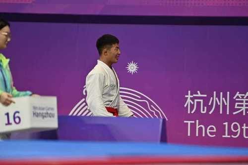 Ханжоу-2022: Т.Түвдэнтарваа хүрэл медалийн төлөө шалгарлаа