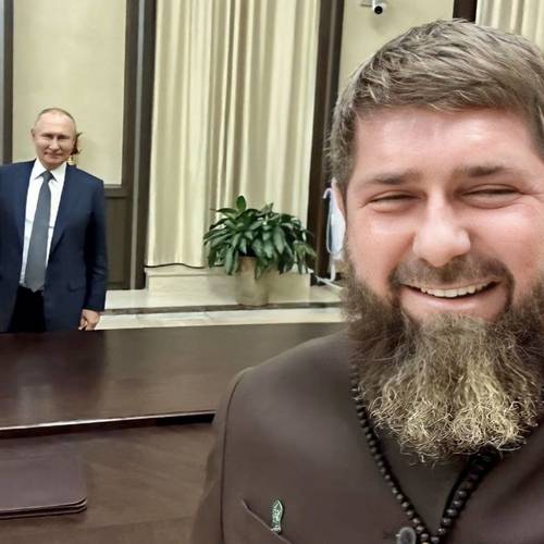 Кадыров Ерөнхийлөгчийн сонгуульд ганцхан Путинийг нэр дэвшүүлэхийг санал болгожээ