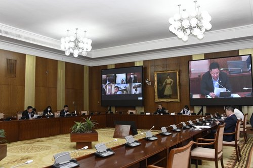 Байнгын болон Түр хороод хуралдана