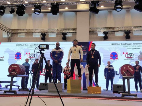 Пауэрлифтинг: Д.Батсайхан ДАШТ-ээс мөнгөн медаль хүртлээ