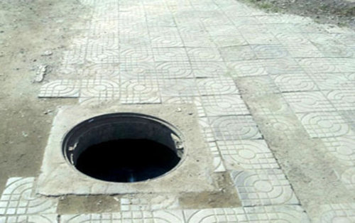 Хоёр эмэгтэй бохирын худагт унаж, амь насаа алджээ