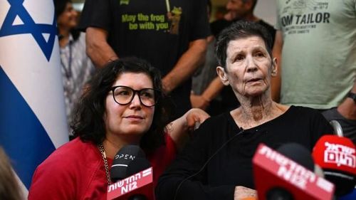 Олзноос суллагдсан эмэгтэй: ХАМАС-ын дайчид бидэнд сайн хандаж байсан