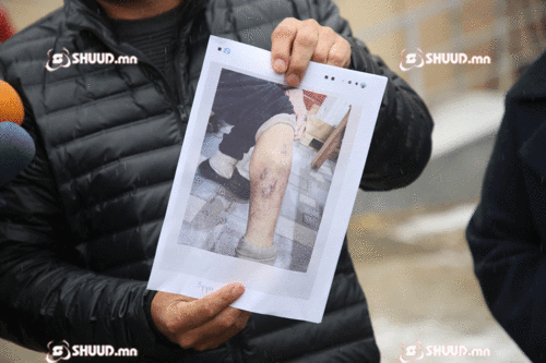 Б.Ганхуягийн гэр бүл: Энэ хүнийг юугаар хордуулчихав