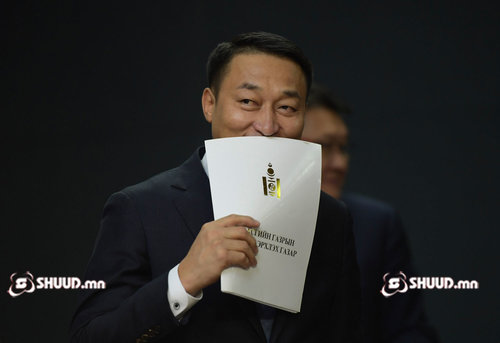 Д.Амарбаясгалан прокурорын мэдэгдэх хуудас авахаас зайлсхийж явна