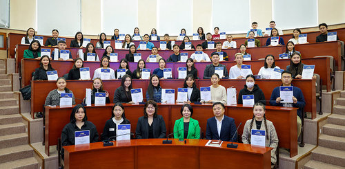 “Эрдэнэс Тавантолгой” ХК-ийн нэрэмжит тэтгэлэгт 60 оюутан шалгарлаа