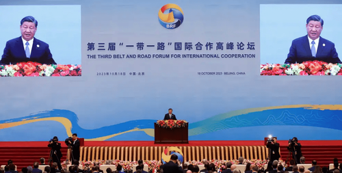 Дэлхийн хамгийн том зээлдэгч Хятад 1,3 их наяд долларын авлагатай