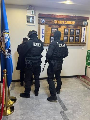 Хууль бусаар алт олборлож, мөнгө угаасан бүлэглэлд холбогдох хэрэг шүүхэд шилжжээ