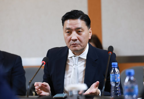 А.Ганхуяг: Оюутолгойн 17 ажилтан “Таксинд явах” шалтгаанаар ажлаасаа гарсан байна