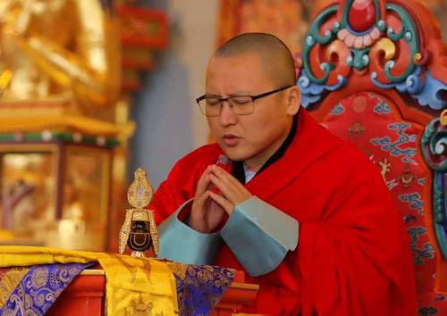 Шинэ хамбыг ширээнд залах ёслол энэ сарын 18-нд болно