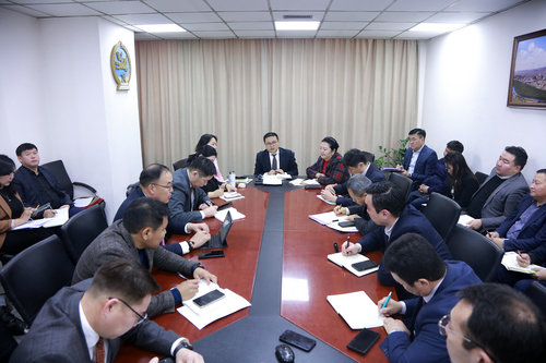 Хот, нийтийн аж ахуйн зарим чиг үүргийг дүүргүүдэд шилжүүлнэ