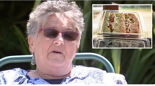 Өндөр настныг цүнхэндээ хачиртай талх авч явсных нь төлөө 3000 доллараар торгожээ