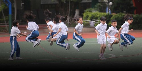 Хятадын сургуулиудад өдөр бүр биеийн тамирын хичээл ордог болно