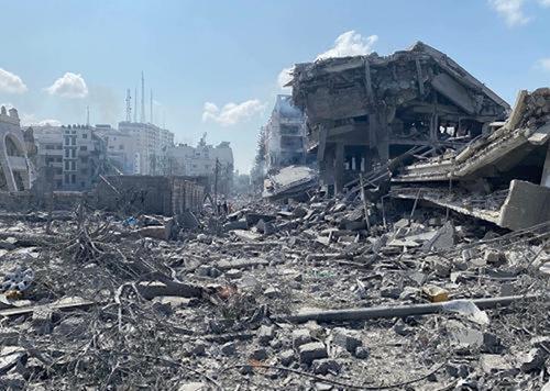 Израилын арми Газын зурвас дахь орон сууцанд цохилт өгсний улмаас 45 хүн амиа алджээ