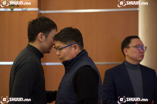 Х.Нямбаатар бядгүй массаа тайвшруулах аргаа олж ядав