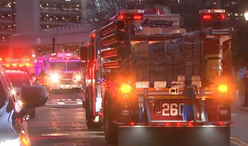 Нью-Йоркод цуврал дэлбэрэлт болжээ