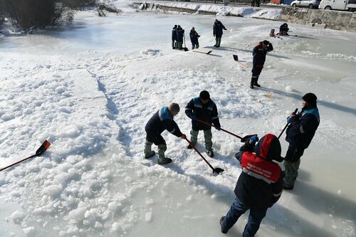 Сэлбэ голын гүнд суваг нээж, урсгалыг сайжруулахаар ажиллаж байна