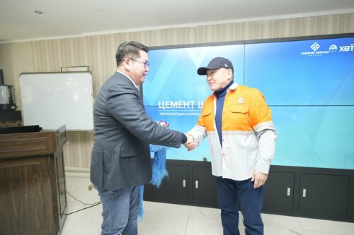 Л.Наранбаатарын оронд томилогдсон Л.Элдэв-Очир ажлаа хүлээн авчээ