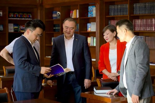 Ардчилсан нам боловсролын салбарт барих стратеги, мөрийн хөтөлбөрөө боловсруулжээ