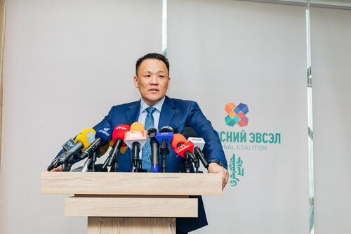 Н.Номтойбаяр: МАН өрсөлдөгчөө хасуулж, төрийн эрхийг хууль бусаар авахаар оролдож байна