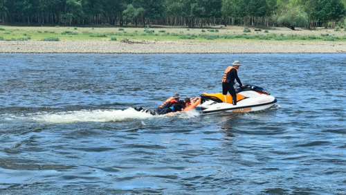 Морин аялагчдын хөтөч хийж явсан хүүхэд усанд живж, энджээ