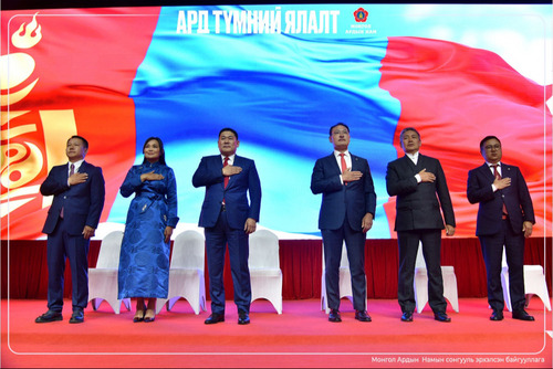 “Ард түмэн ялах уу, бүлэглэл ялах уу” гэдгийг сонгинохайрханчууд шийднэ