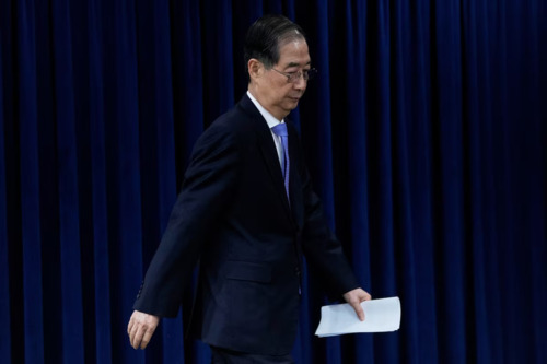 БНСУ-ЫН ЕРӨНХИЙЛӨГЧИЙН СОНГУУЛЬД ХАН ДОК СҮ НЭР ДЭВШИНЭ